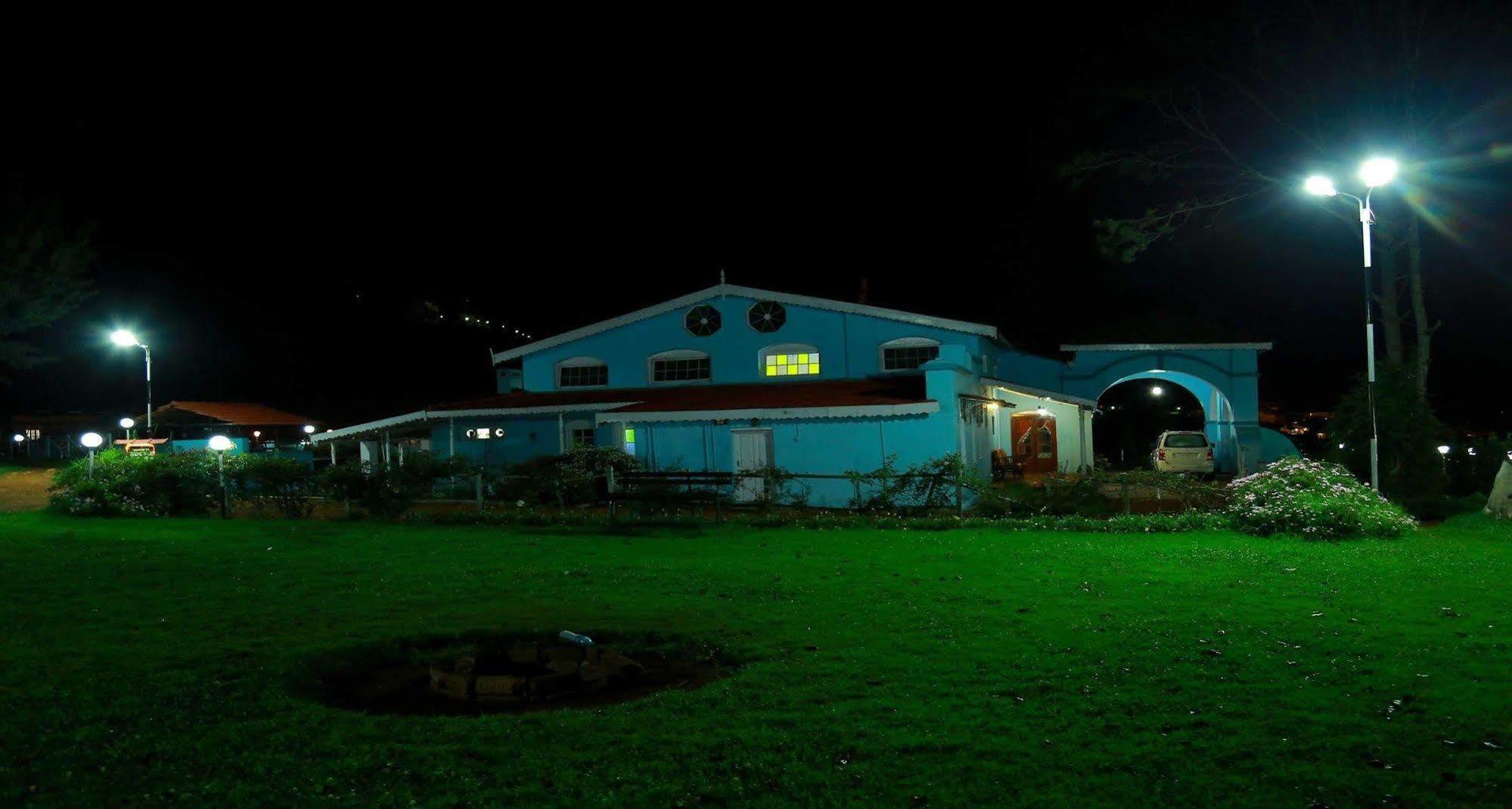 British Cliff Club Resort Ooty Bagian luar foto