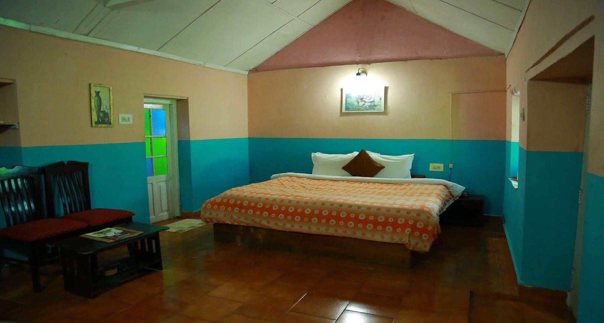 British Cliff Club Resort Ooty Bagian luar foto